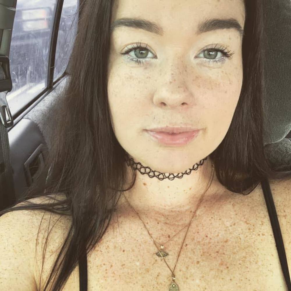 Meet your Posher, Emerald